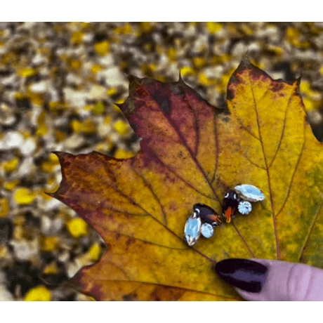 Peónia – Barna Fülbevaló